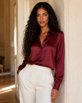 Valentina Satinbluse in Bordeaux – SORÉA Model V1